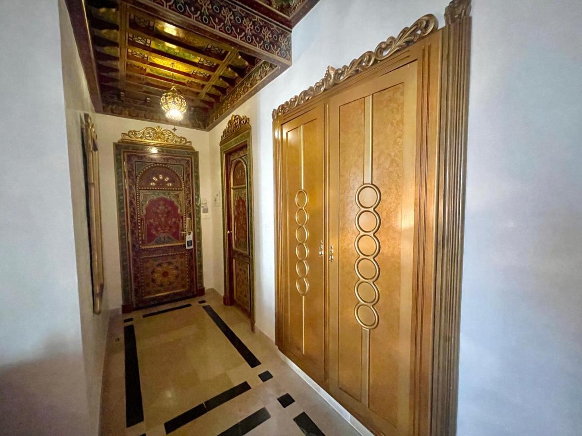 Отель Royal Victoria - Ex British Embassy Тунис Экстерьер фото